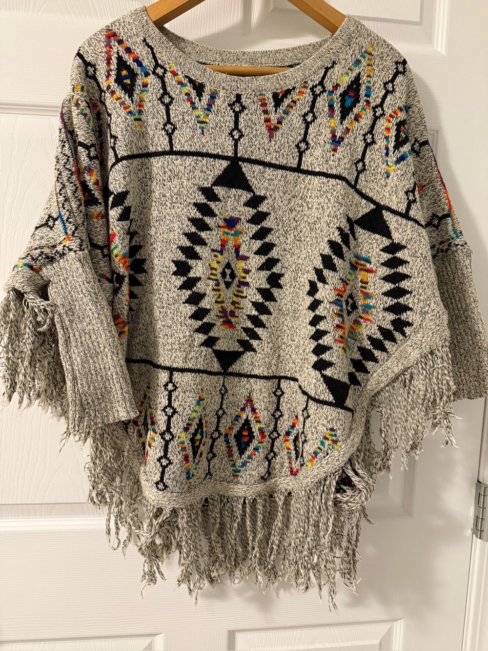 Boho Southwestern Sleeved Shawl Wrap Poncho Fringe Geometric